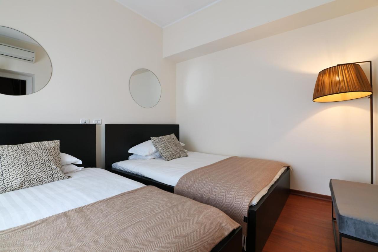Apartamento Lux Penthouse Palestro Milán Exterior foto